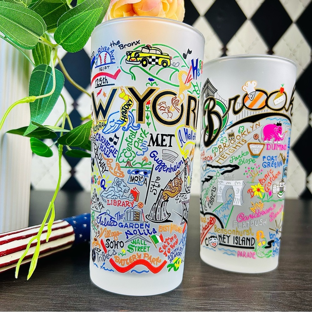 Pair New York & Brooklyn Frosted Glasses, 15oz Set of 2 Catstudio Collectible